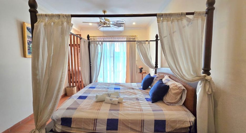 For sale 5 bedrooms villa in Bang Lamung, Chonburi