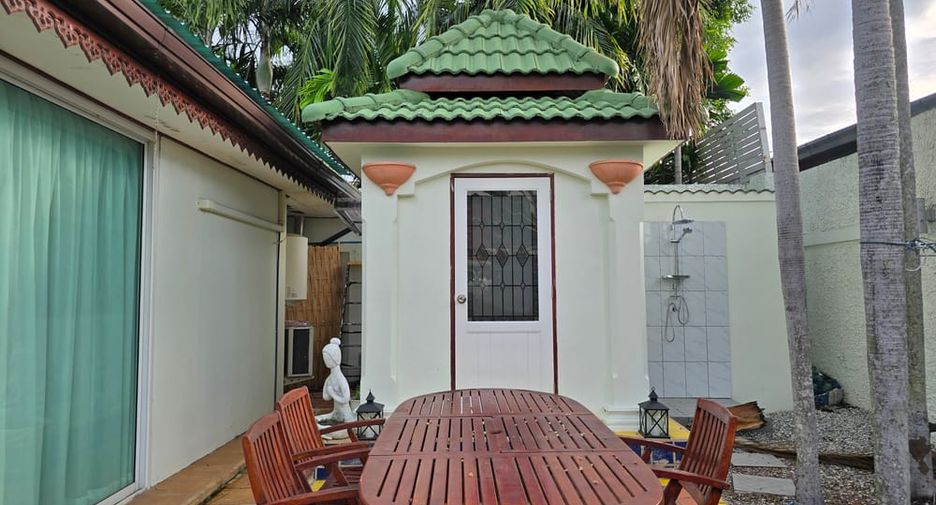 For sale 5 bedrooms villa in Bang Lamung, Chonburi