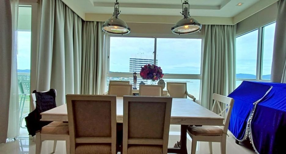 For sale 3 bedrooms condo in Na Jomtien, Pattaya