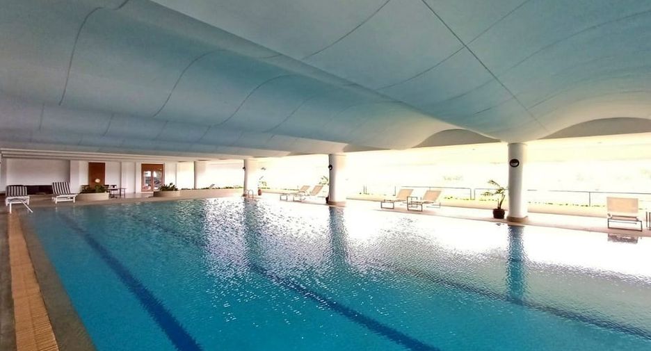 For rent 4 bedrooms condo in Na Jomtien, Pattaya