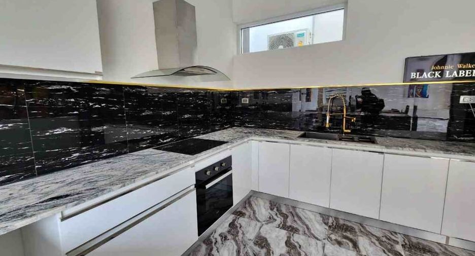 À vendre 6 chambres villa à Bang Lamung, Chonburi