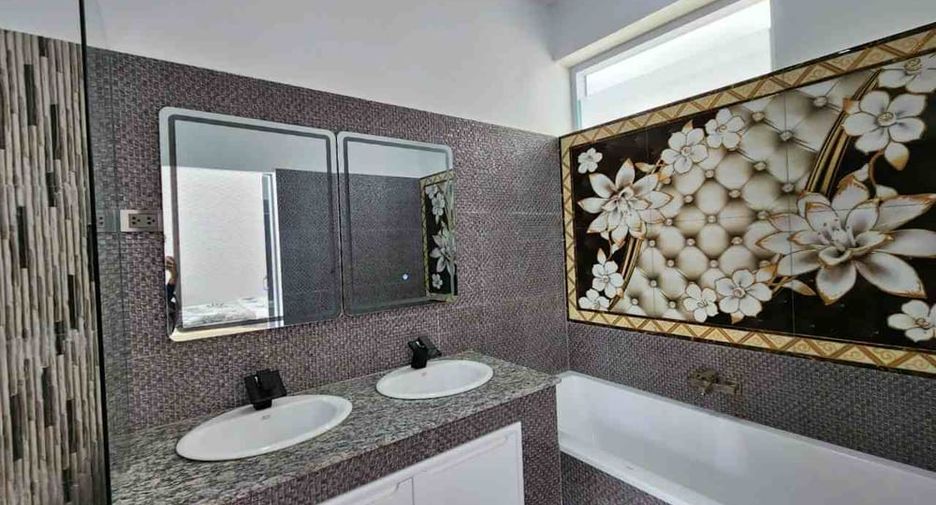 À vendre 6 chambres villa à Bang Lamung, Chonburi