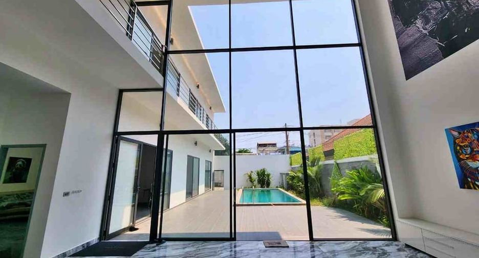 À vendre 6 chambres villa à Bang Lamung, Chonburi