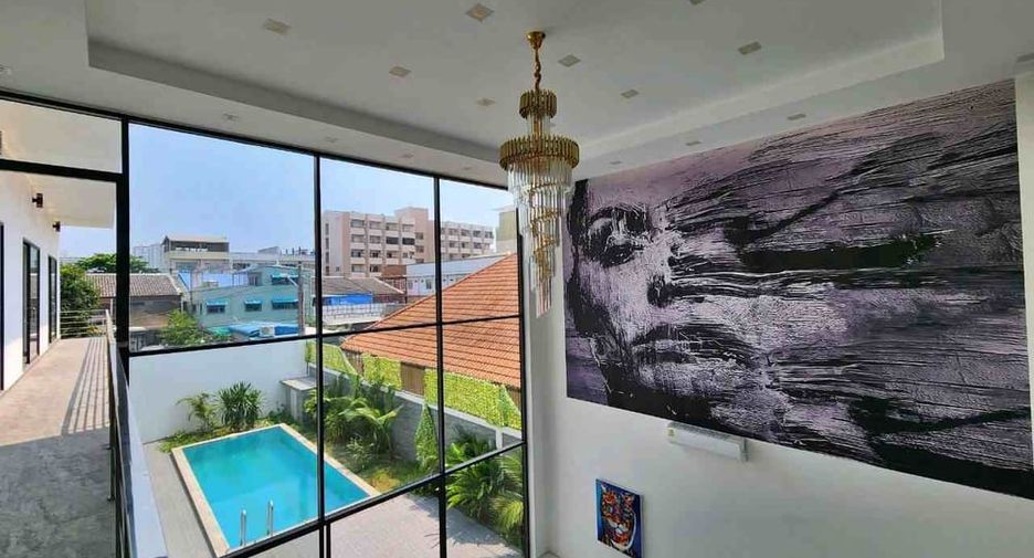 À vendre 6 chambres villa à Bang Lamung, Chonburi