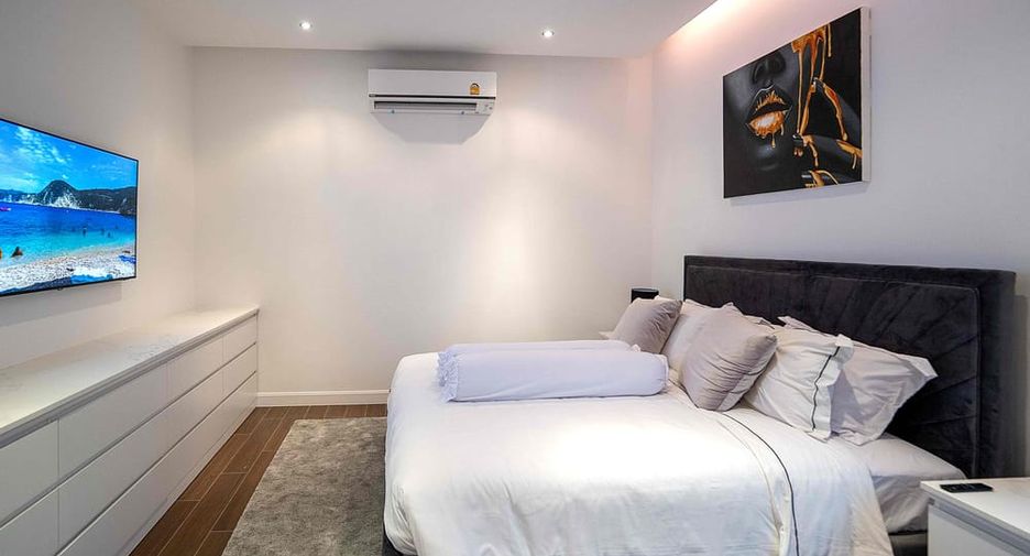 For sale 6 ベッドルーム villa in Bang Lamung, Chonburi