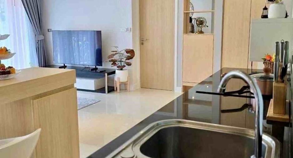 For sale 2 ベッドルーム condo in Bang Lamung, Chonburi