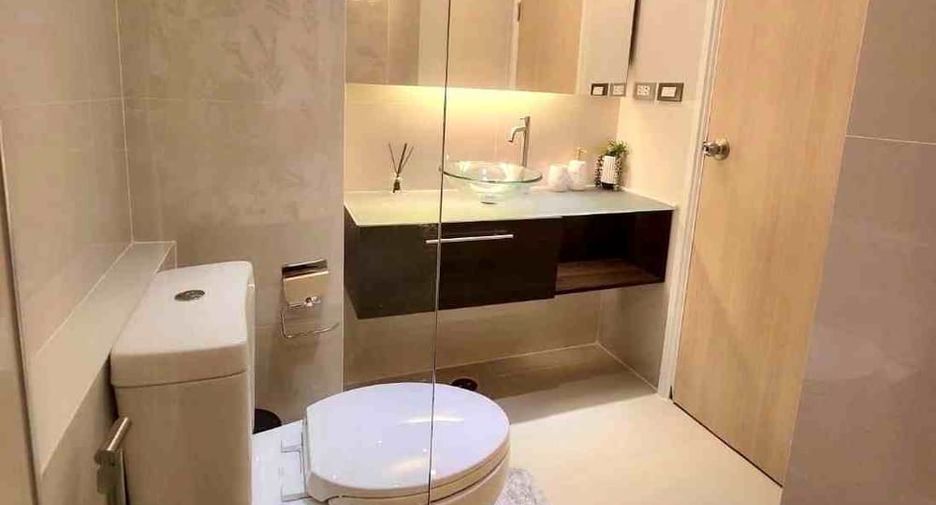 For sale 2 ベッドルーム condo in Bang Lamung, Chonburi