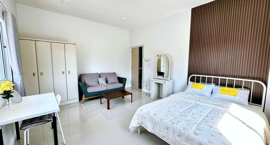For sale 5 bedrooms villa in Bang Lamung, Chonburi