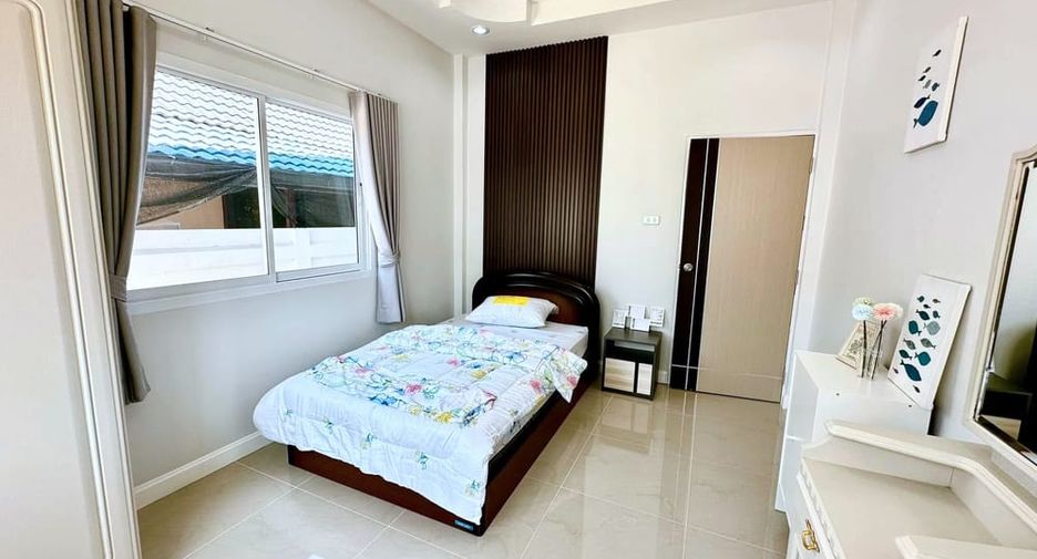 For sale 5 bedrooms villa in Bang Lamung, Chonburi