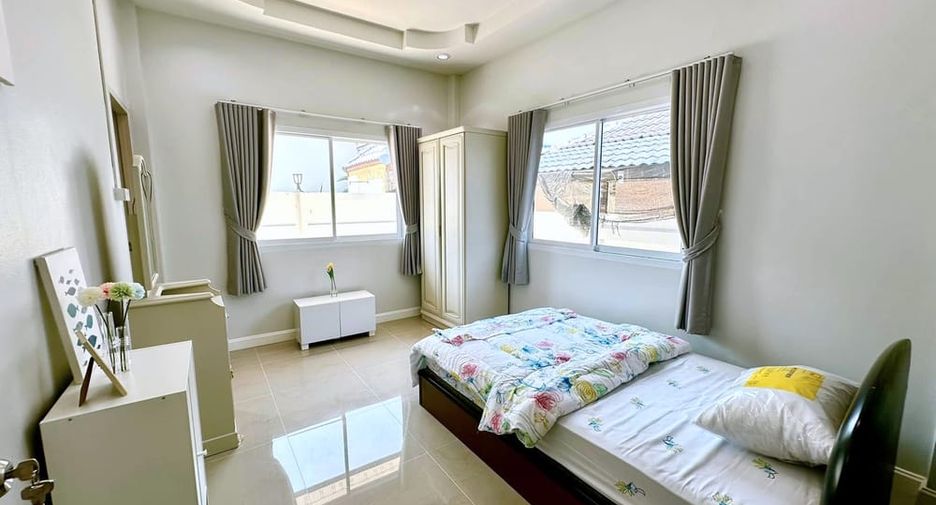 For sale 5 bedrooms villa in Bang Lamung, Chonburi