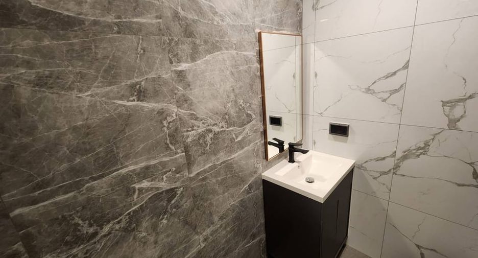 À louer 2 chambres condo à Bang Lamung, Chonburi