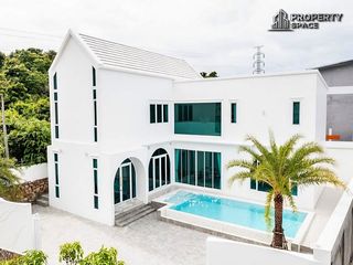 À louer 4 chambres villa à Bang Lamung, Chonburi