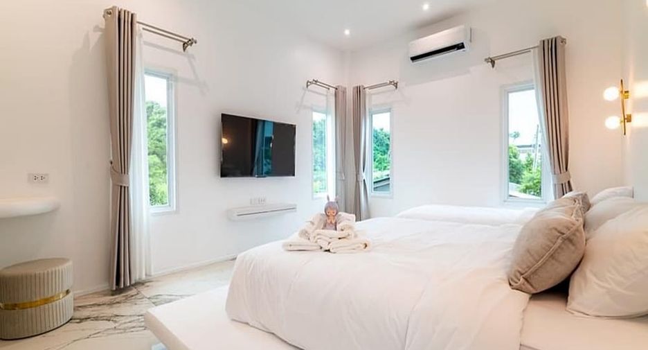 Villa zur Miete mit 4 Zimmer in Bang Lamung, Chonburi