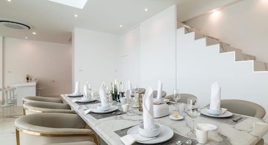 Villa zur Miete mit 4 Zimmer in Bang Lamung, Chonburi