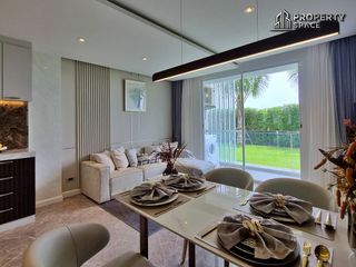 For sale 2 ベッドルーム condo in Bang Lamung, Chonburi