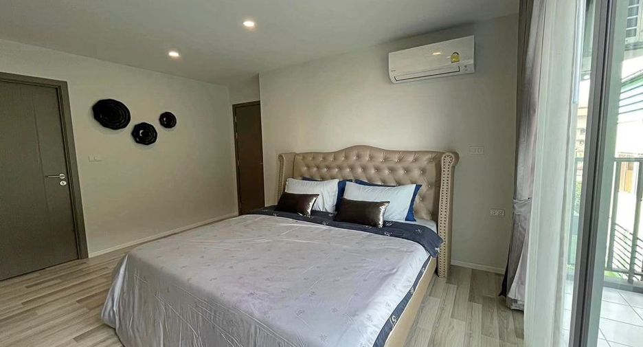 For sale 2 ベッドルーム condo in Bang Lamung, Chonburi