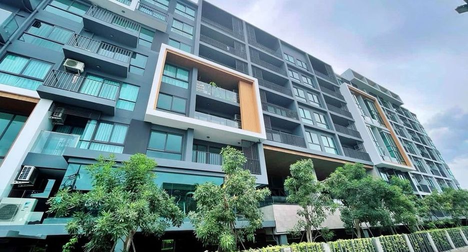 For sale 2 ベッドルーム condo in Bang Lamung, Chonburi
