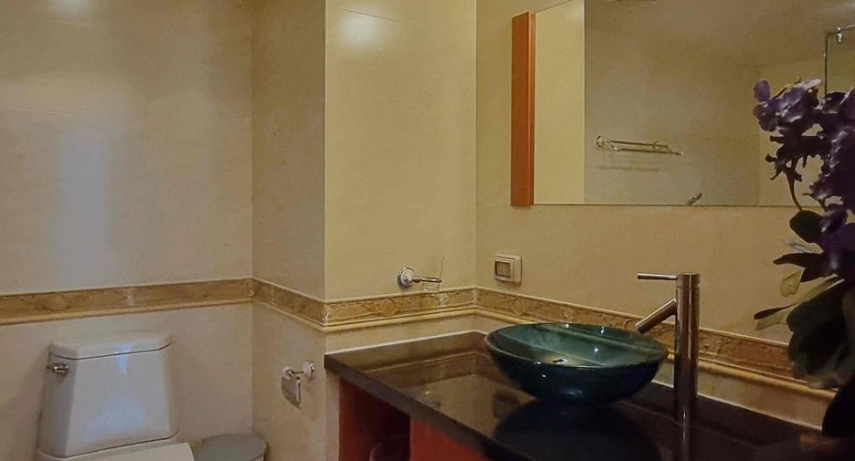 Condo en venta de 3 habitaciones en Bang Lamung, Chonburi