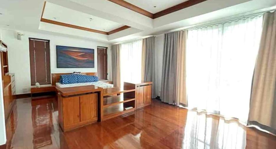 À vendre 5 chambres villa à Bang Lamung, Chonburi