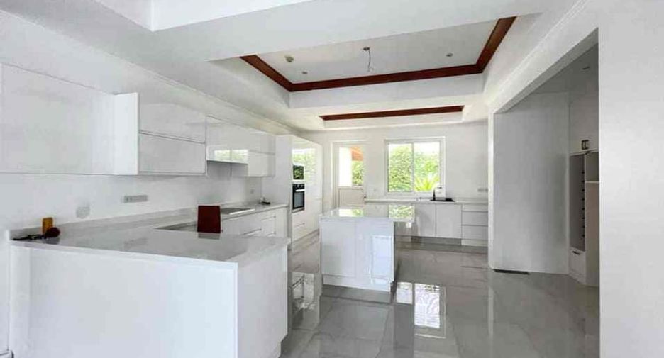 À vendre 5 chambres villa à Bang Lamung, Chonburi