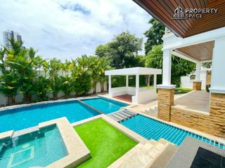 À vendre 5 chambres villa à Bang Lamung, Chonburi