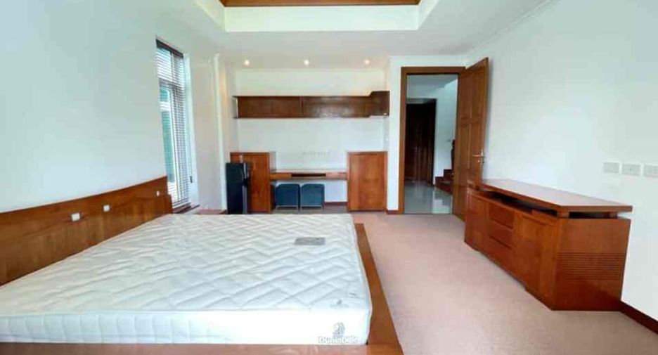 À vendre 5 chambres villa à Bang Lamung, Chonburi