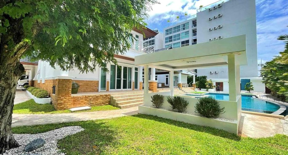 À vendre 5 chambres villa à Bang Lamung, Chonburi
