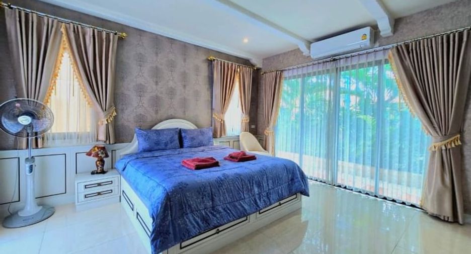 À louer 4 chambres villa à Huay Yai, Pattaya