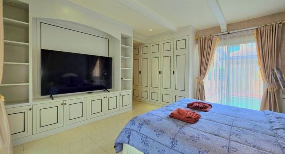 À louer 4 chambres villa à Huay Yai, Pattaya