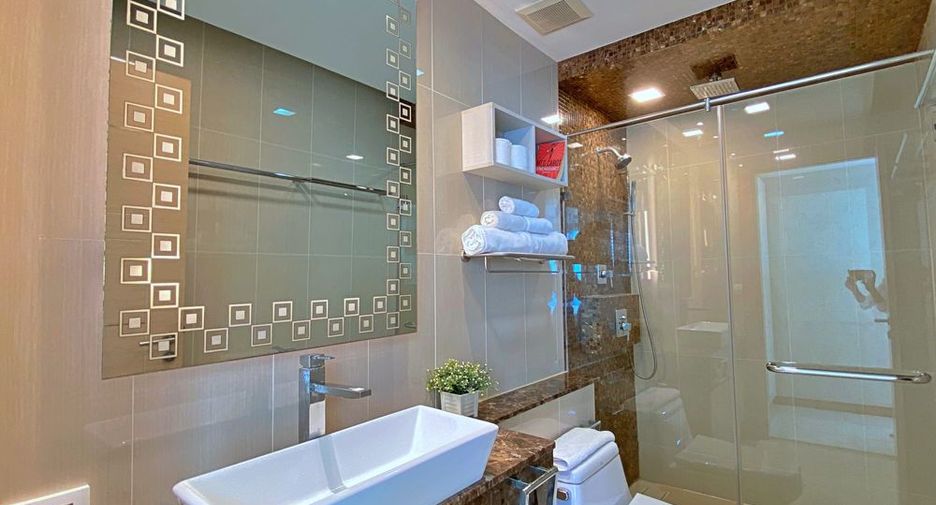 À louer et à vendre 2 chambres condo à Bang Lamung, Chonburi