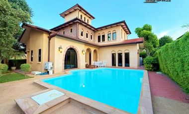 À louer 3 chambres villa à Huay Yai, Pattaya