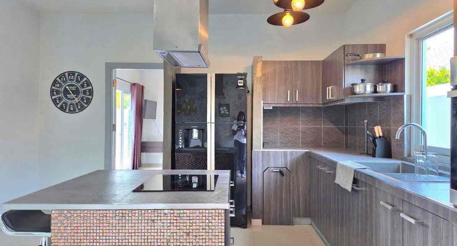 For rent 3 bedrooms villa in Bang Lamung, Chonburi