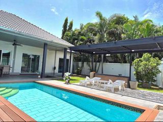 For rent 3 bedrooms villa in Bang Lamung, Chonburi