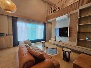 À louer 4 chambres villa à Bang Lamung, Chonburi