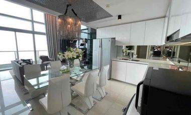 À louer et à vendre 2 chambres condo à Jomtien, Pattaya
