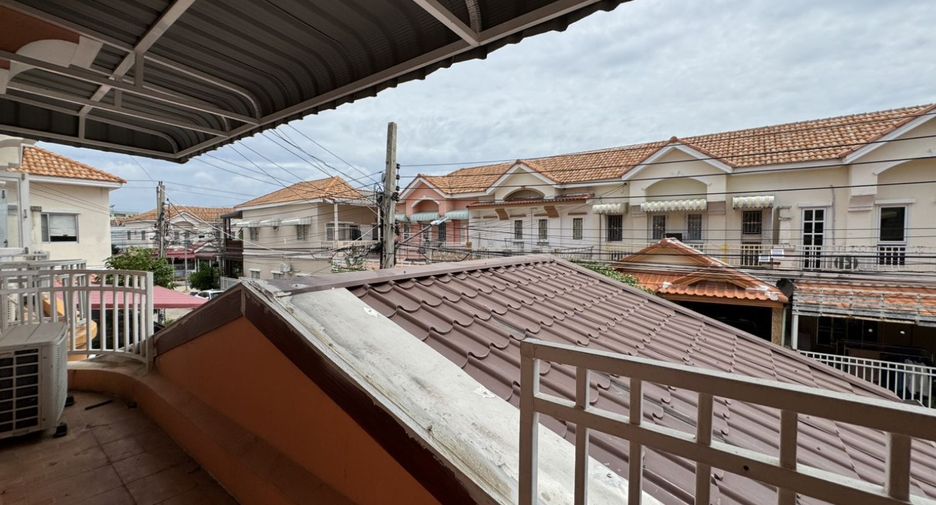Reihenhaus zum Kauf mit 4 Zimmer in Mueang Samut Prakan, Samut Prakan