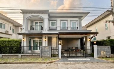 For sale 4 ベッドルーム house in Khlong Luang, Pathum Thani
