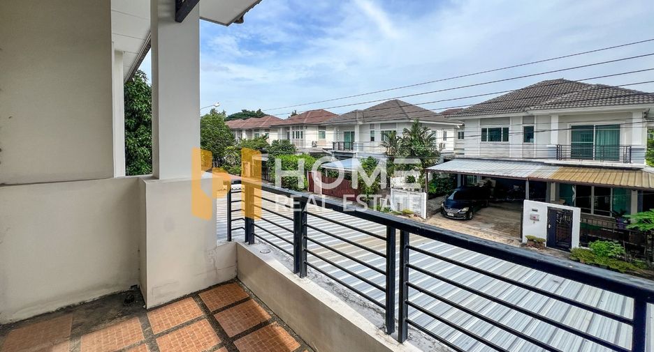 For sale 3 bedrooms house in Lat Krabang, Bangkok
