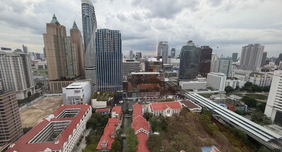 For rent 1 bed condo in Pathum Wan, Bangkok