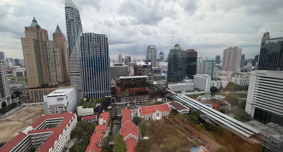 For rent 1 bed condo in Pathum Wan, Bangkok