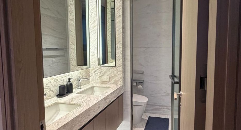 For rent 1 bed condo in Pathum Wan, Bangkok