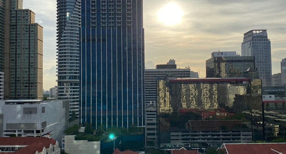 For rent 1 bed condo in Pathum Wan, Bangkok