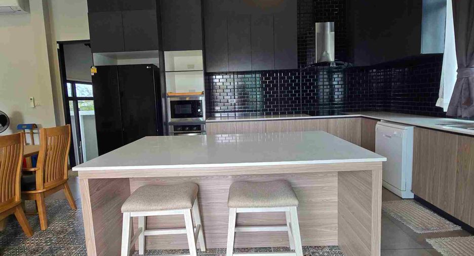 Villa zur Miete mit 4 Zimmer in Bang Lamung, Chonburi