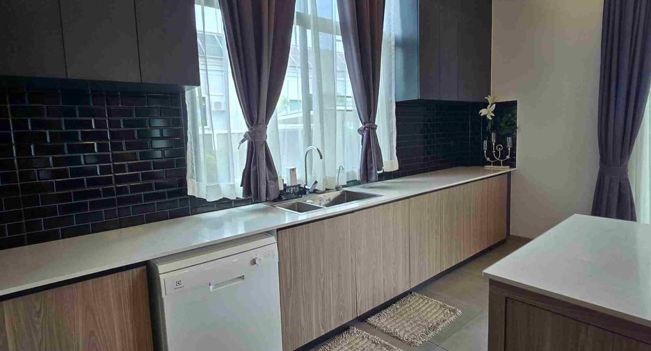 Villa zur Miete mit 4 Zimmer in Bang Lamung, Chonburi
