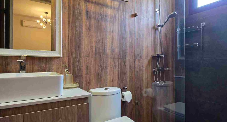 Villa zur Miete mit 4 Zimmer in Bang Lamung, Chonburi