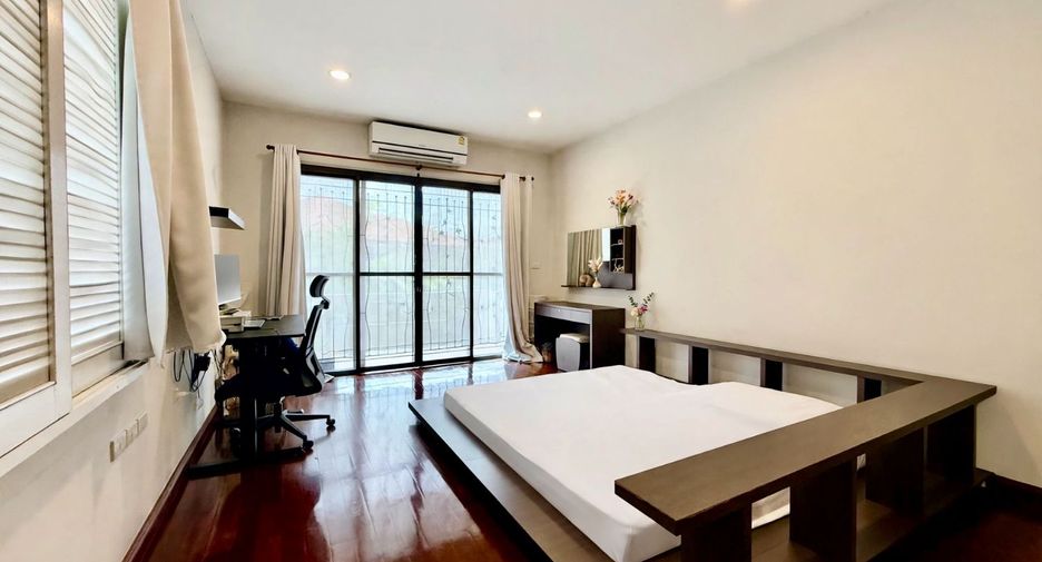 Haus zum Kauf mit 4 Zimmer in Phaya Thai, Bangkok