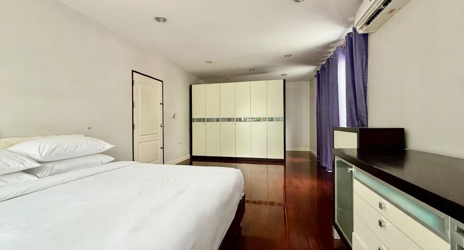 Haus zum Kauf mit 4 Zimmer in Phaya Thai, Bangkok