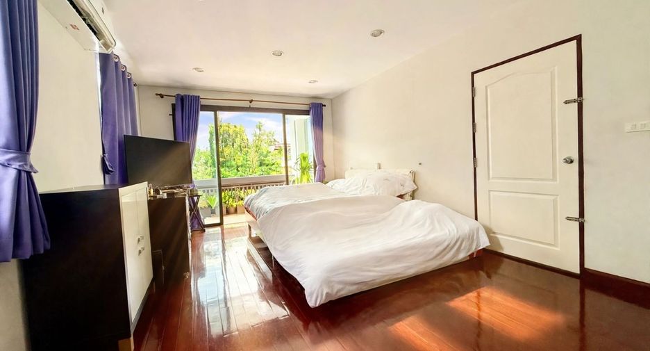 Haus zum Kauf mit 4 Zimmer in Phaya Thai, Bangkok
