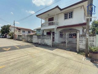 Casa en venta de 4 habitaciones en Don Mueang, Bangkok