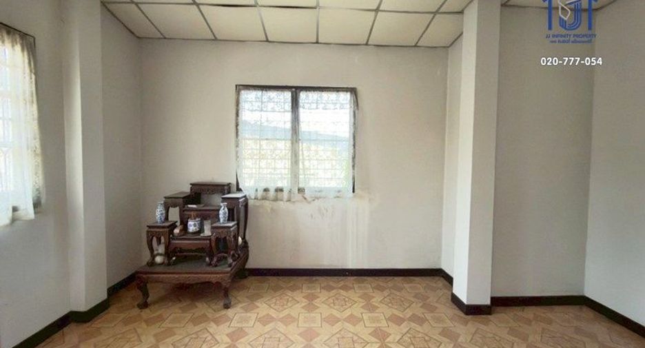 Casa en venta de 4 habitaciones en Don Mueang, Bangkok